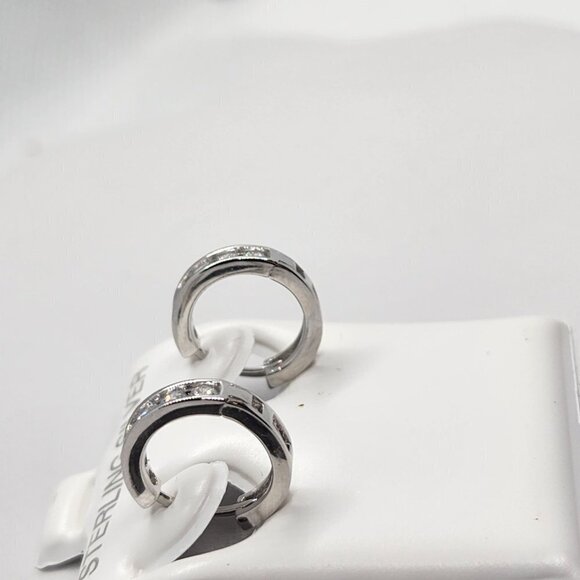 Brand New  Sterling Silver 925 Cubic zirconia stones Earrings - Picture 4 of 4